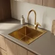Мойка кухонная стальная золотая 440х500х220 мм KITRO