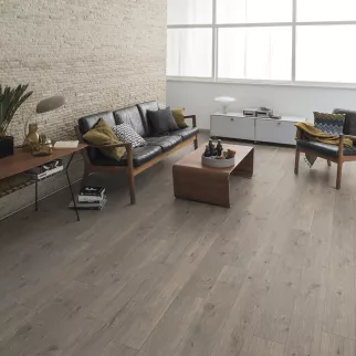 Ламинат 8 мм 32 класс с фаской 1,994 м2 EGGER Хоум Дуб Репино серый