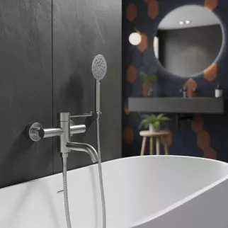 Смеситель для ванны VODA с повортным изливом и набором для душа нержавеющая сталь