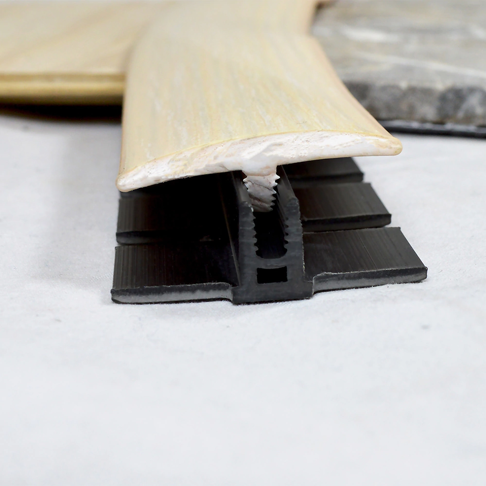 Гибкий порог SmartProfile BR 224 дуб крафт серый 3 м