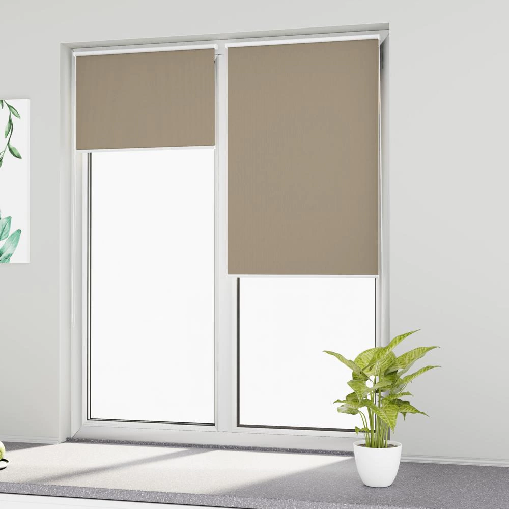 Рулонная штора блэкаут 40х155 см NEODECO Базовый бежевая