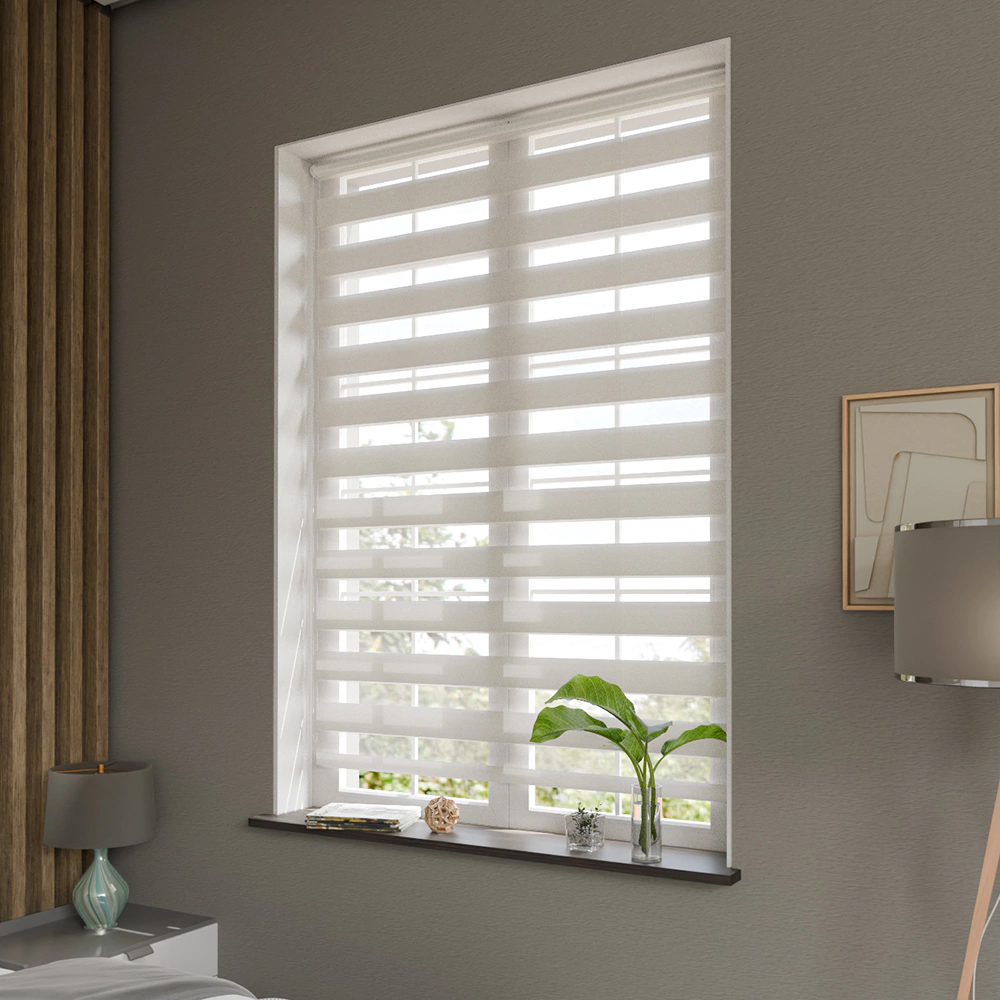 Рулонная штора день-ночь 160х250 см NEODECO Модерн белая