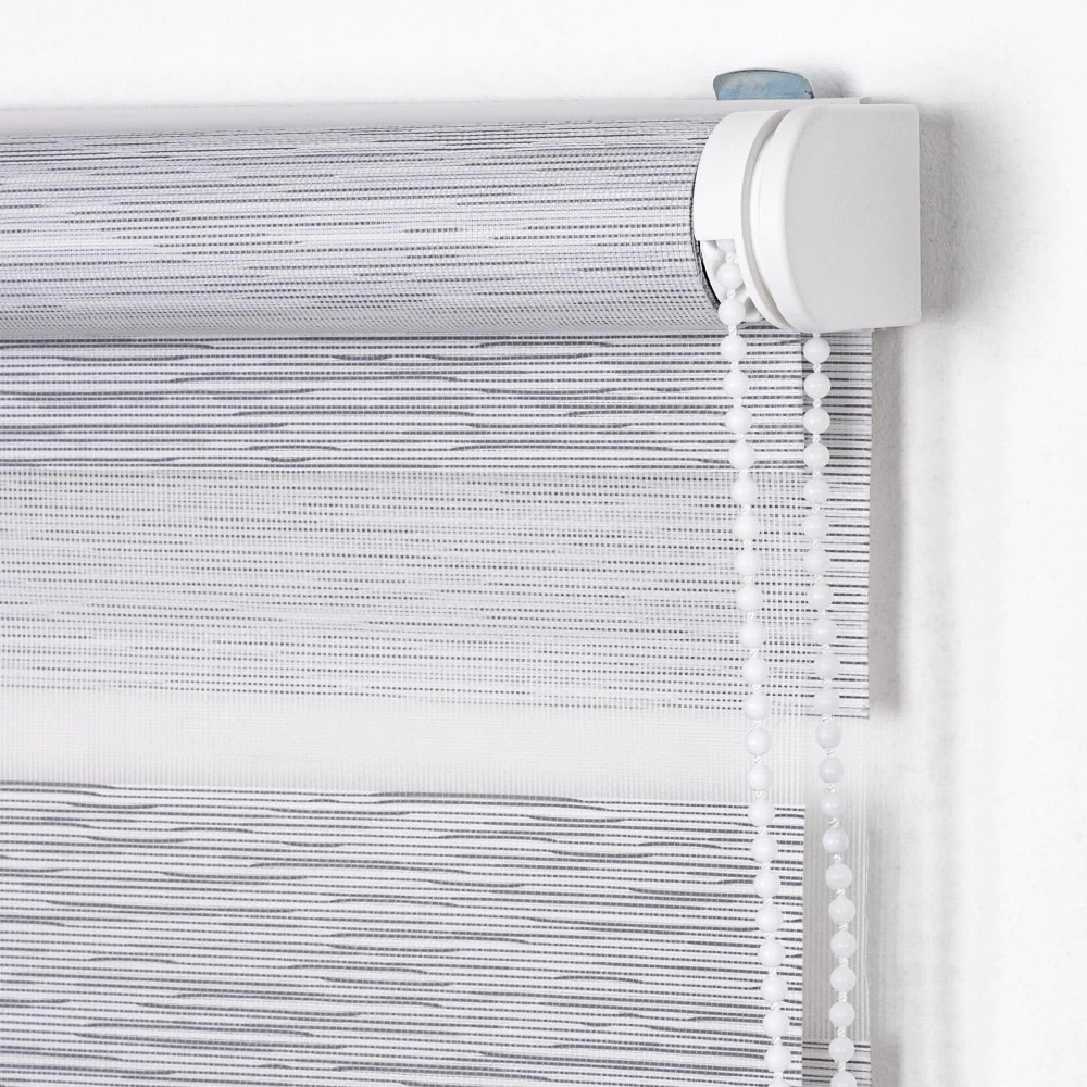 Рулонная штора день-ночь 140х175 см NEODECO Модерн серая