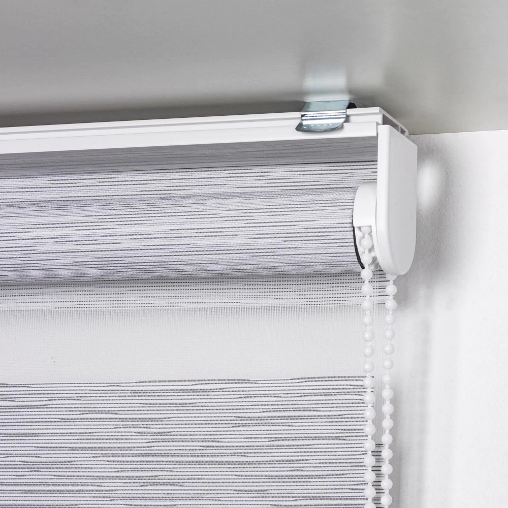 Рулонная штора день-ночь 140х175 см NEODECO Модерн серая