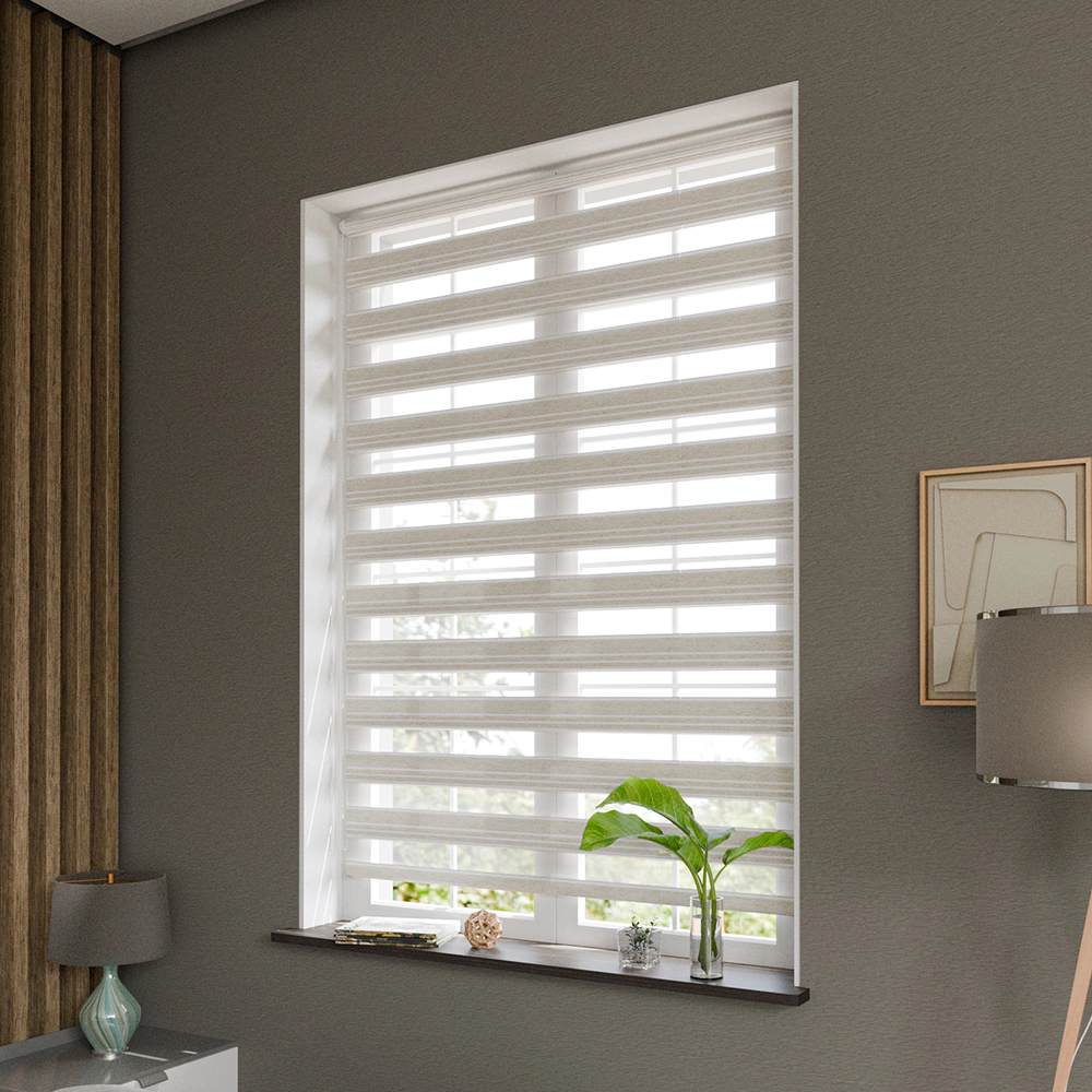 Рулонная штора день-ночь 140х160 см Кира белая