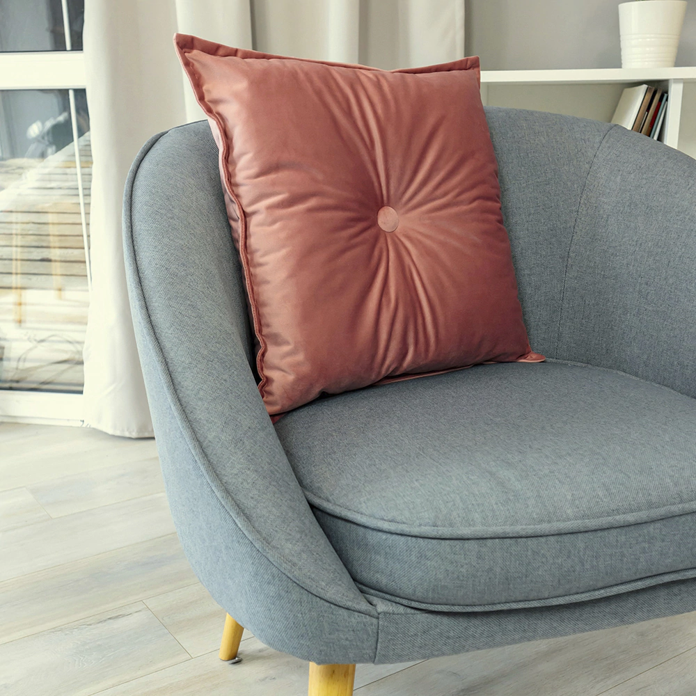 Подушка декоративная с пуговицей 45х45 см коричневая