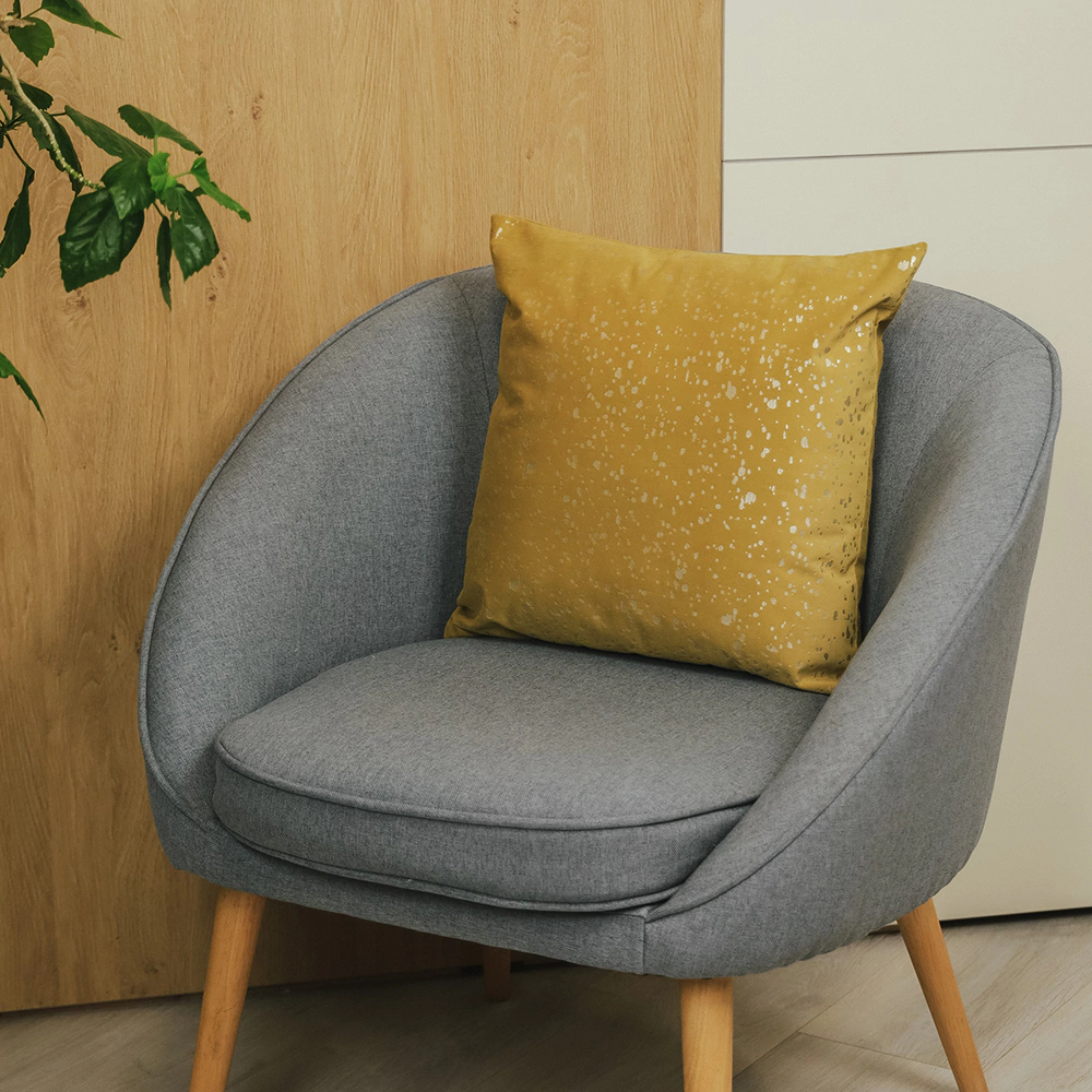 Подушка декоративная Капли 45х45 охра