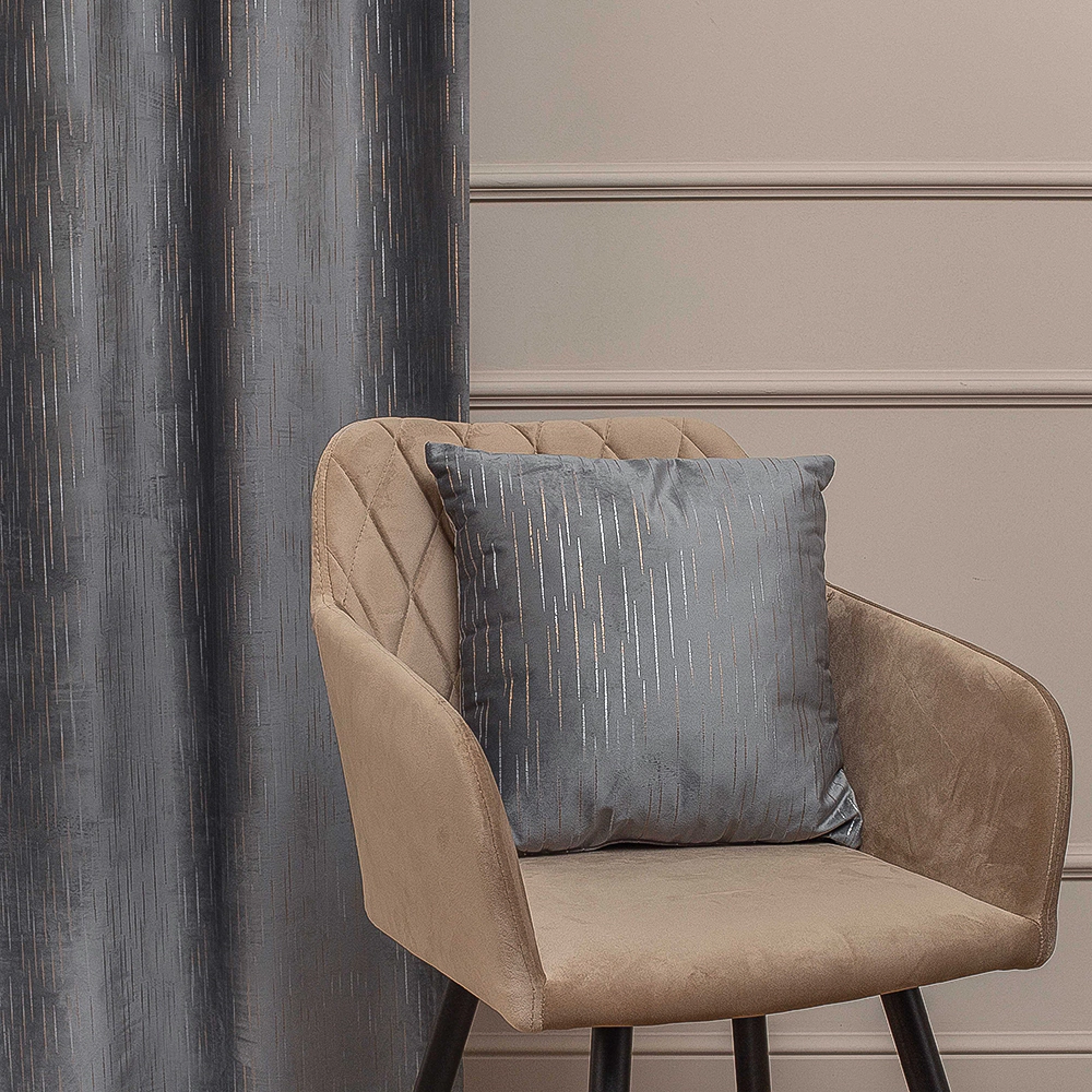 Подушка декоративная Бархат Линии 40х40 см серая