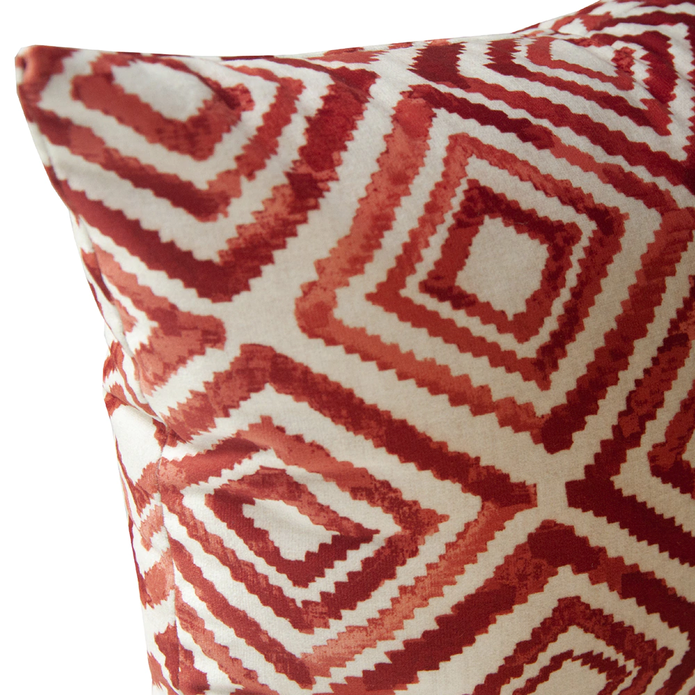 Подушка декоративная Орнамент бархат 43х43 см