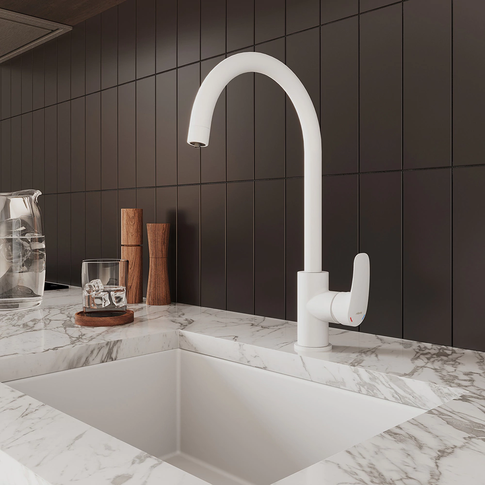 Смеситель для кухни Milardo Rora с подключением фильтра белый