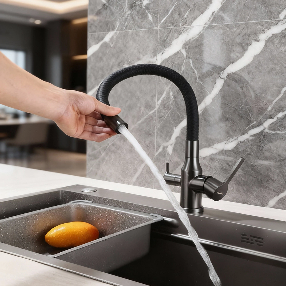 Смеситель для кухни TOKITO с гибким изливом и подключением фильтра графит