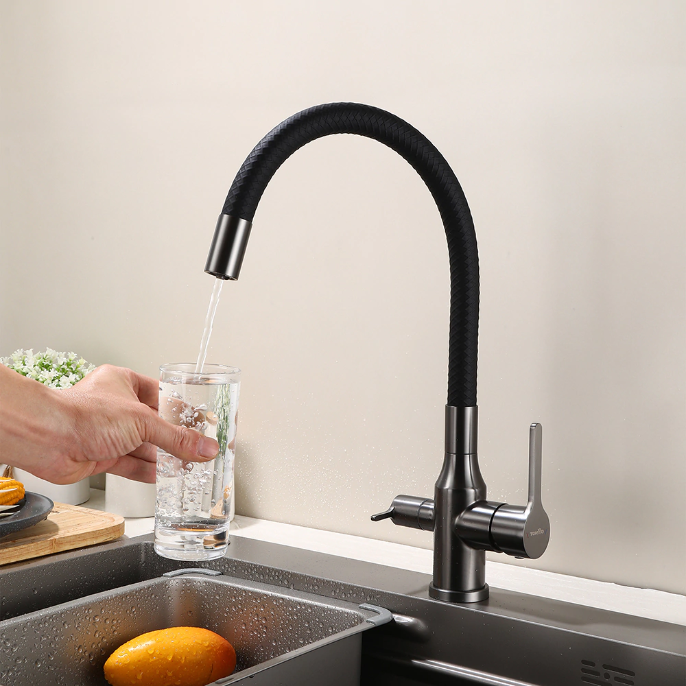 Смеситель для кухни TOKITO с гибким изливом и подключением фильтра графит