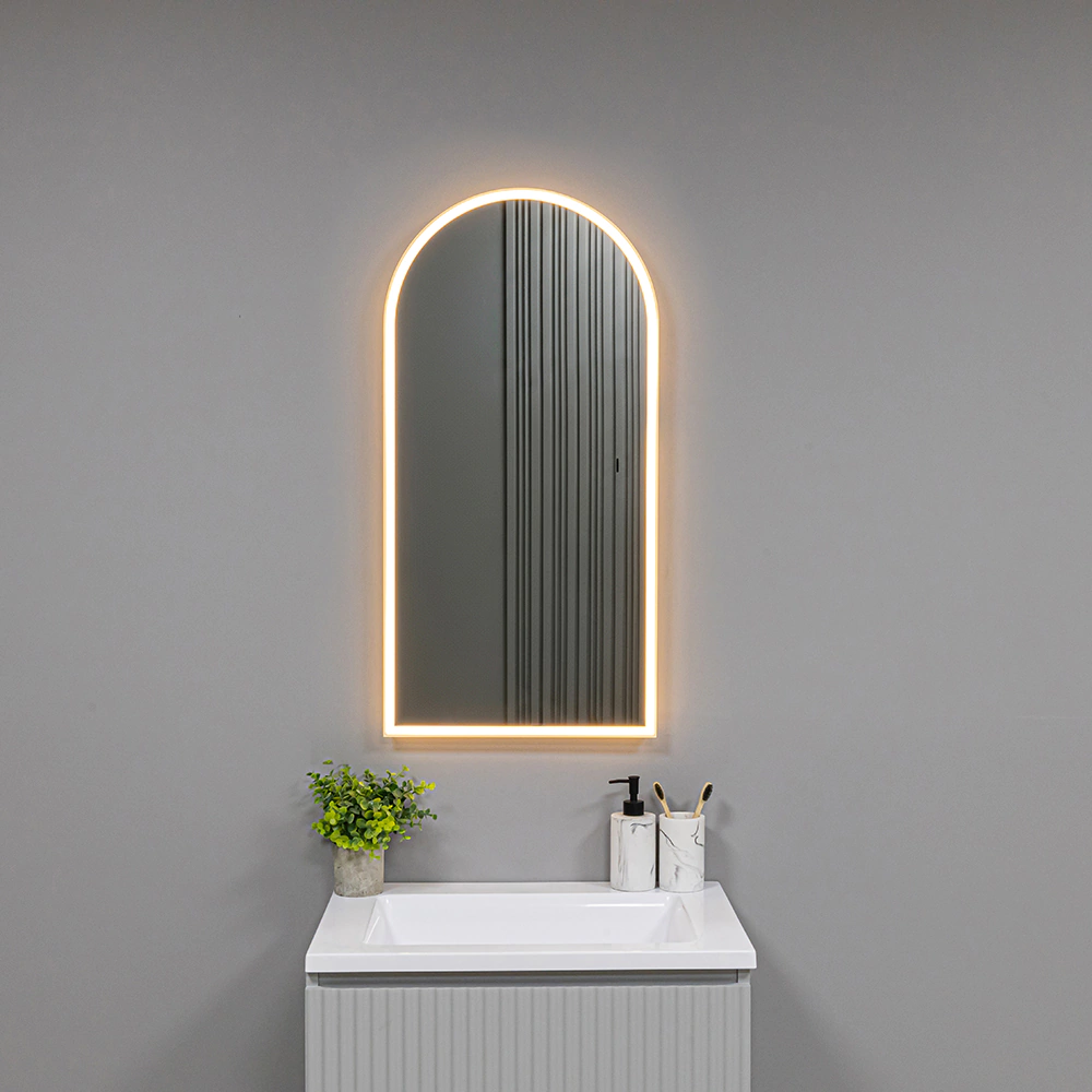 Зеркало Silver Mirrors Donna-ТХ 50x100 см с подсветкой