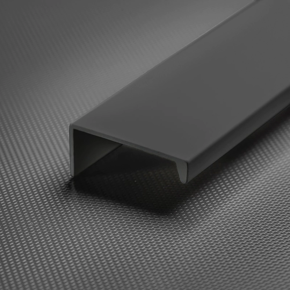 Ручка торцевая мебельная GT HEXI C=96 мм L=150 мм черный матовый