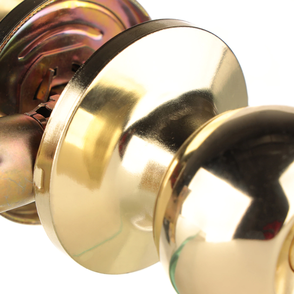 Комплект поворотных ручек с защелкой под ключ и заверткой Титан 706 золото