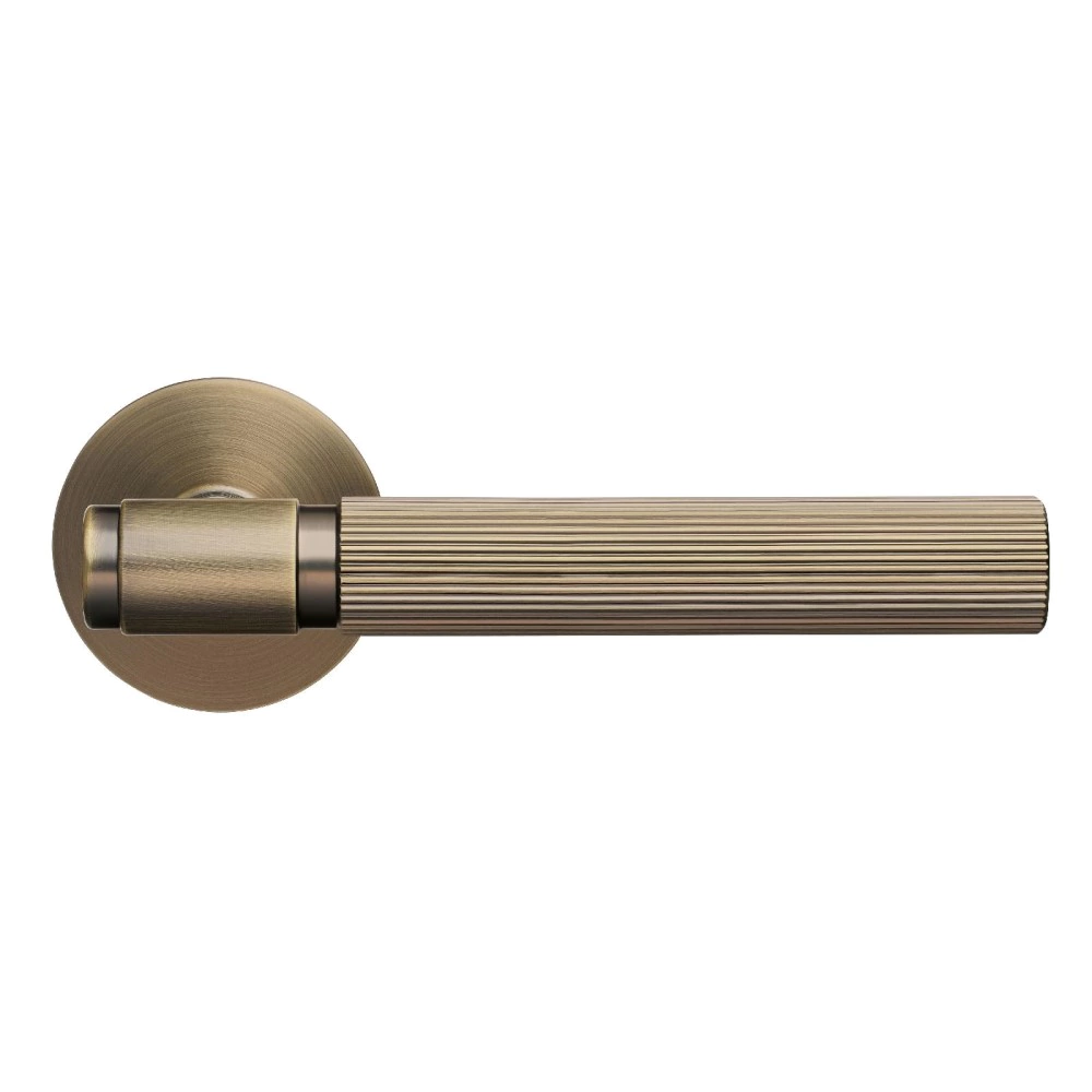 Дверные ручки Аллюр Esteta бронза