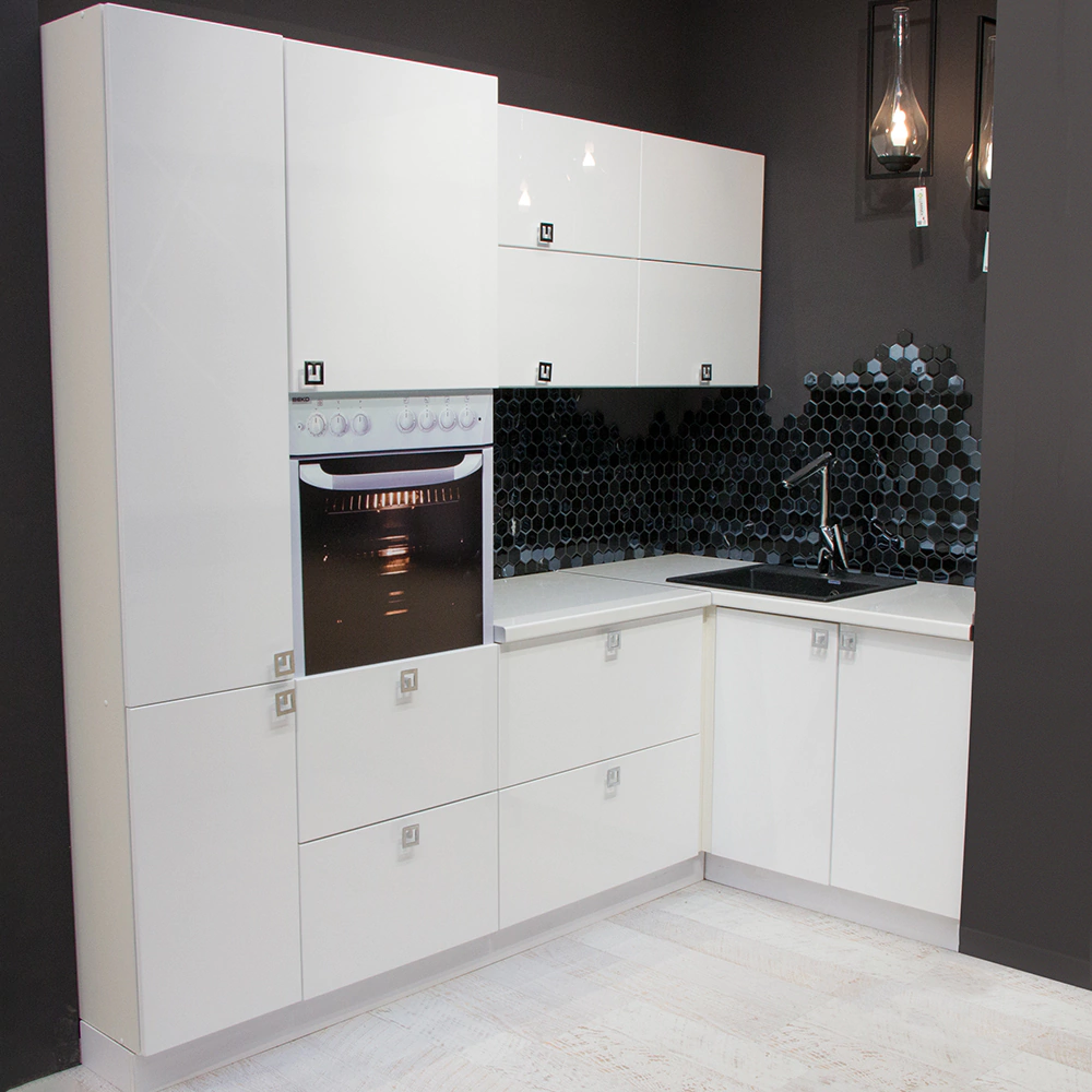 Фасад 716х146 мм Плано белый глянцевый