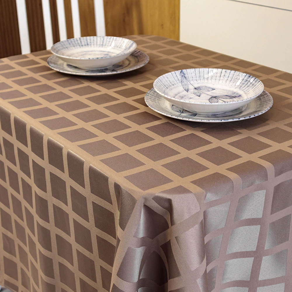 Скатерть жаккардовая с водоотталкивающей пропиткой Клетка 150х180 см капучино