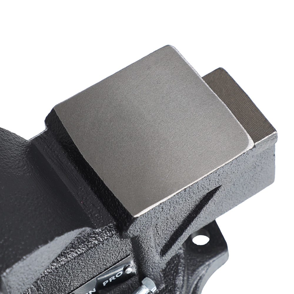 Тиски слесарные захват 100 мм вес 7 кг поворотные с наковальней DORN PRO