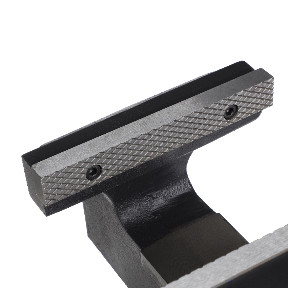 Тиски слесарные захват 200 мм вес 33 кг поворотные с наковальней DORN PRO