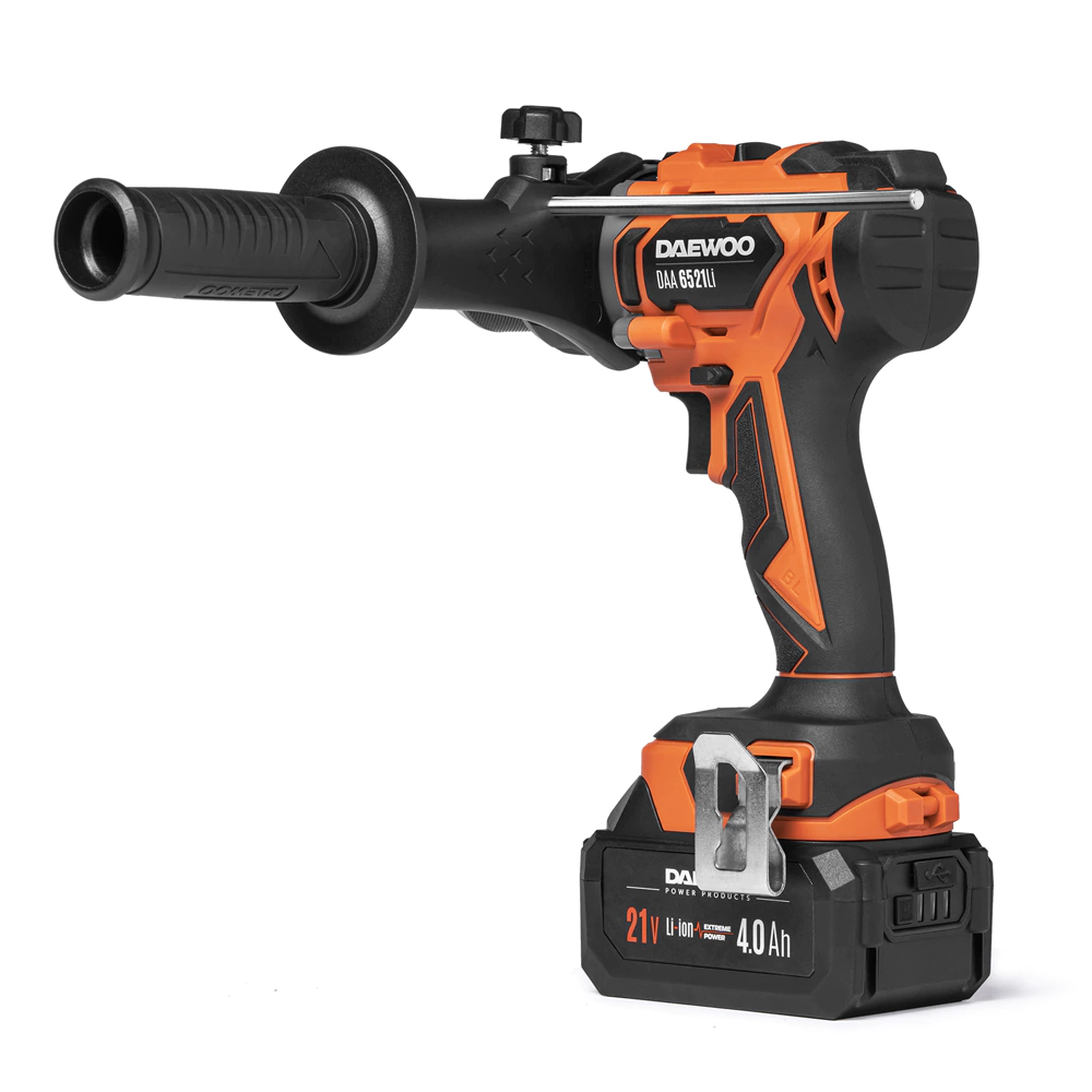 Шуруповерт ударный бесщеточный 21 В 2х4,0 Ач DAEWOO DAA 6521Li SET