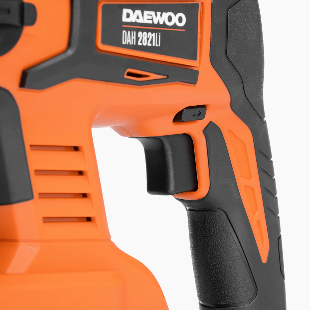 Перфоратор аккумуляторный SDS-Plus 21 В 1х4,0 Ач 2,0 Дж DAEWOO DAH 2821Li SET