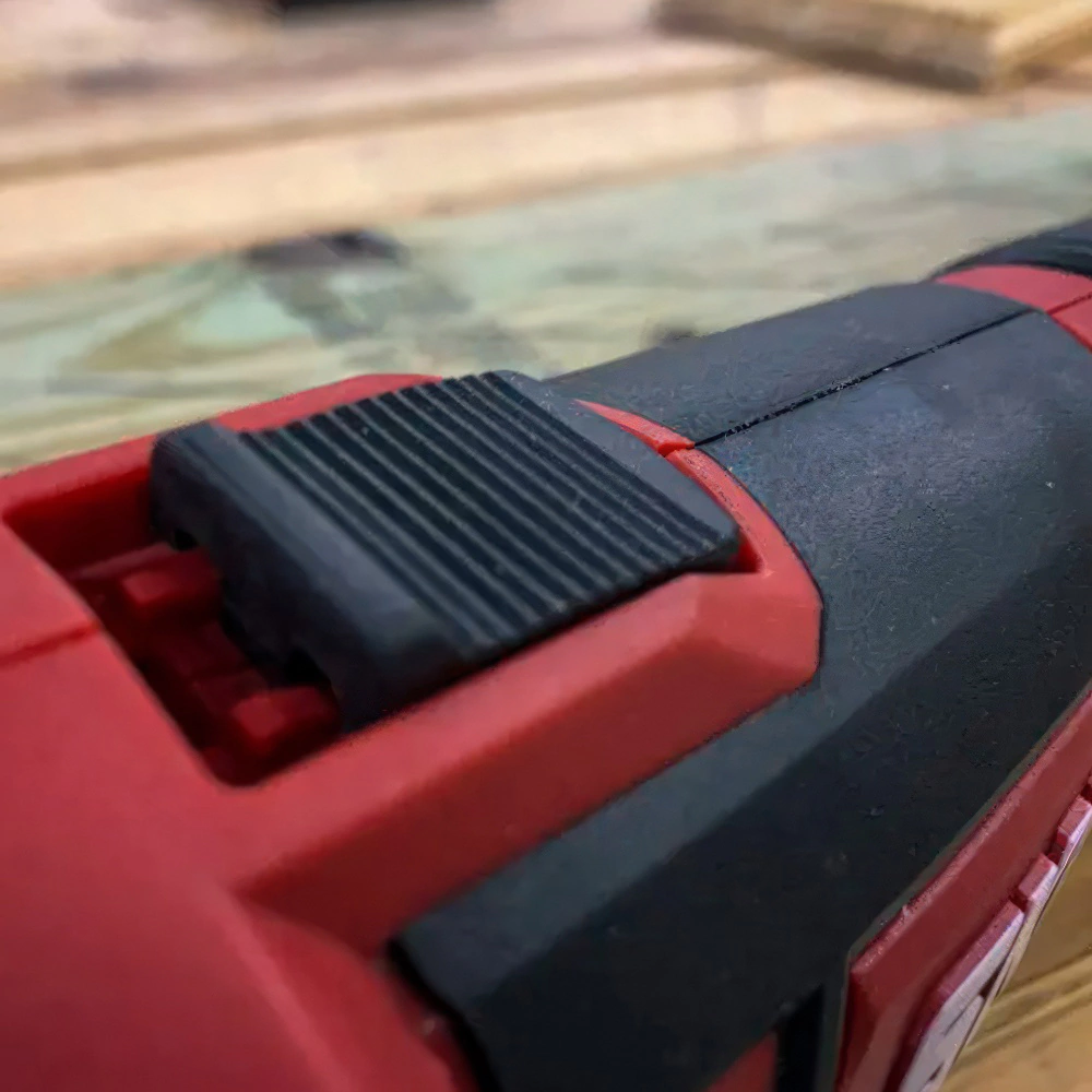 Угловая шлифмашина аккумуляторная бесщеточная 20 В 125 мм 1х4,0 Ач SKIL AG2907SE11