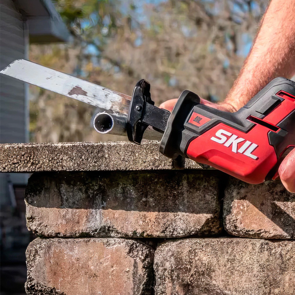 Сабельная пила аккумуляторная бесщеточная 20 В 1х2,0 Ач SKIL RS5825SE00