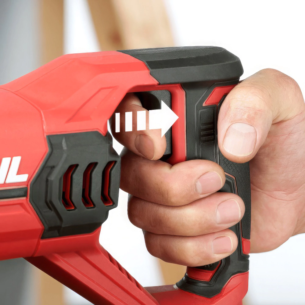 Сабельная пила 900 Вт SKIL RS3316SE00