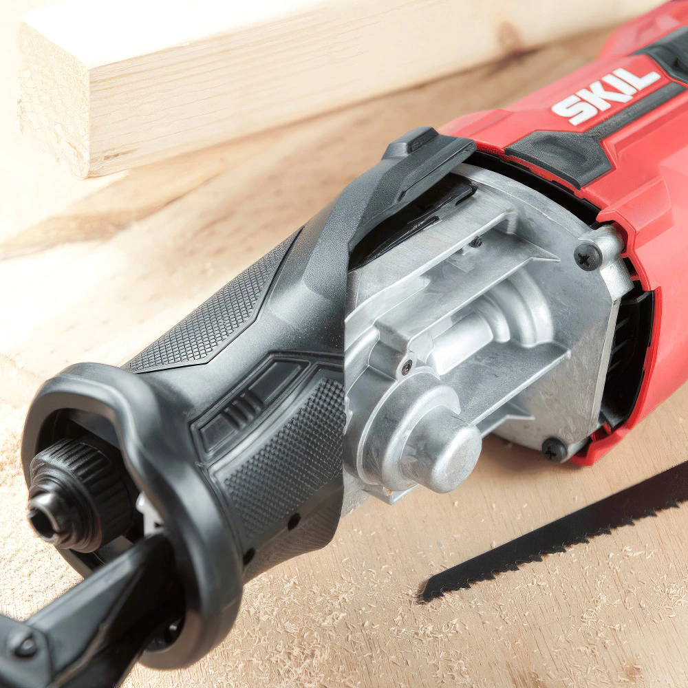 Сабельная пила 900 Вт SKIL RS3316SE00