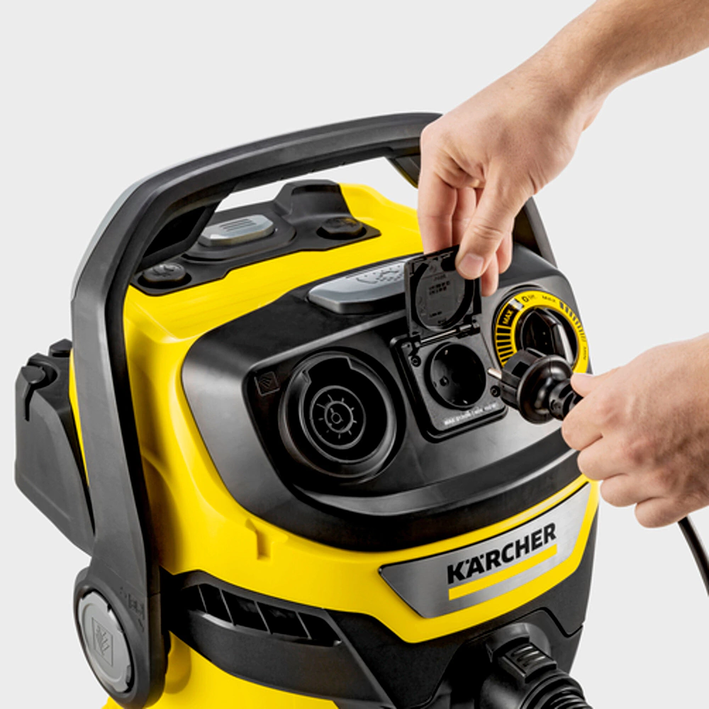 Пылесос 1100 Вт бак 25 л с розеткой Karcher WD 5 P V-25/5/22