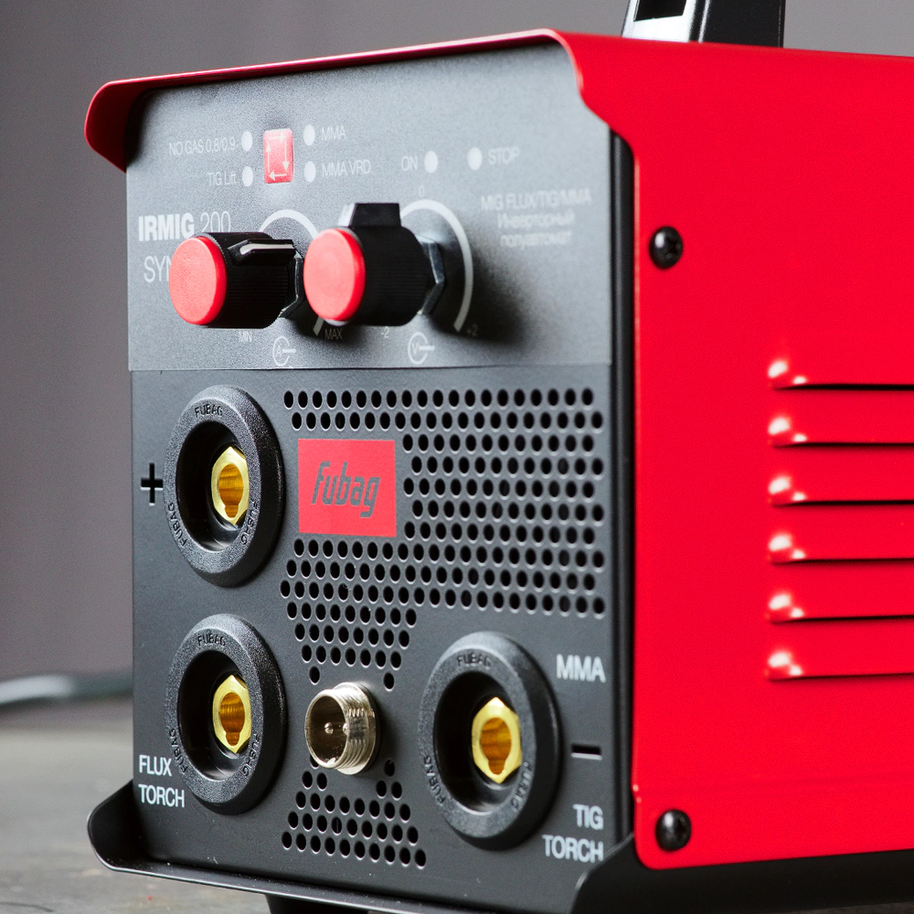 Сварочный аппарат инверторный 200 А полуавтомат Fubag IRMIG 200 SYN FLUX + сварочная проволока 0,8 мм 1 кг