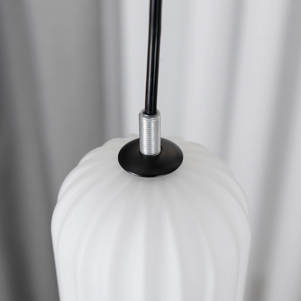 Светильник подвесной 3х40 Вт Е14 черный/белый NEODECO Ральф