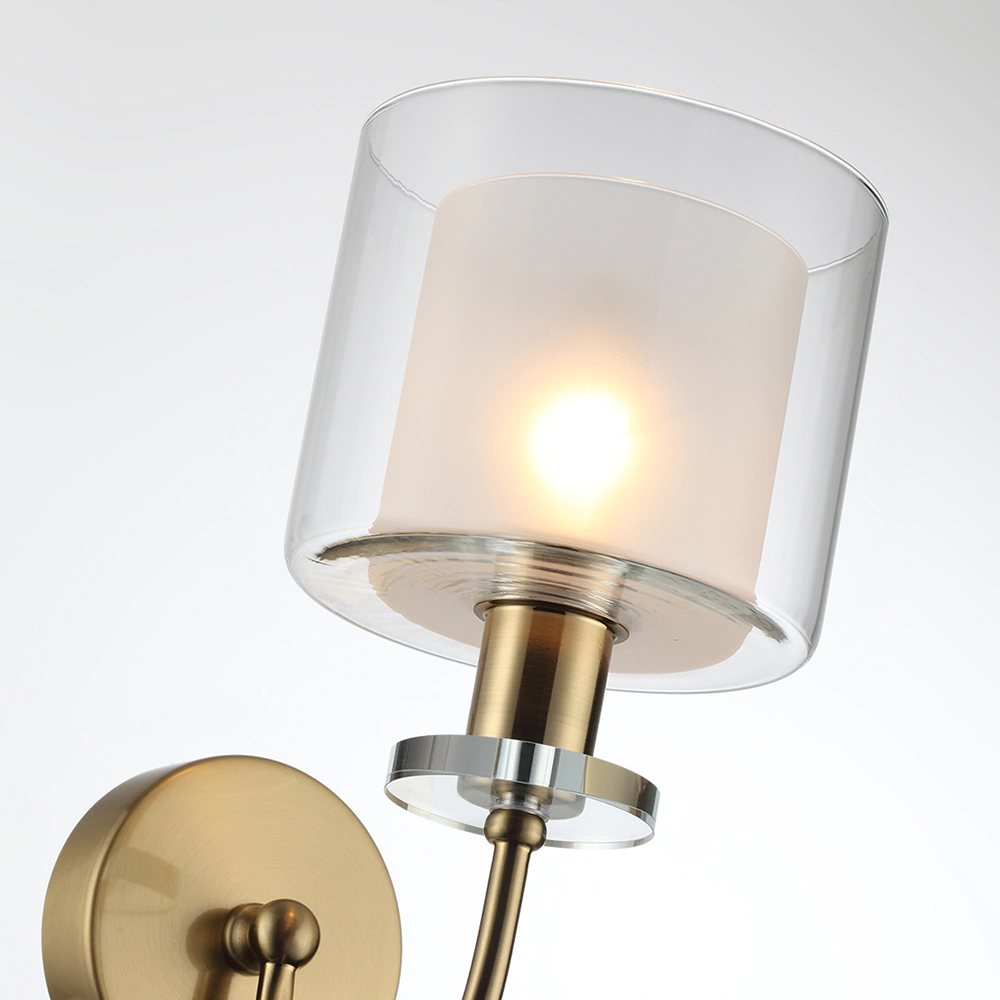 Бра 1х40 Вт Е14 Odeon Light Сага античная бронза