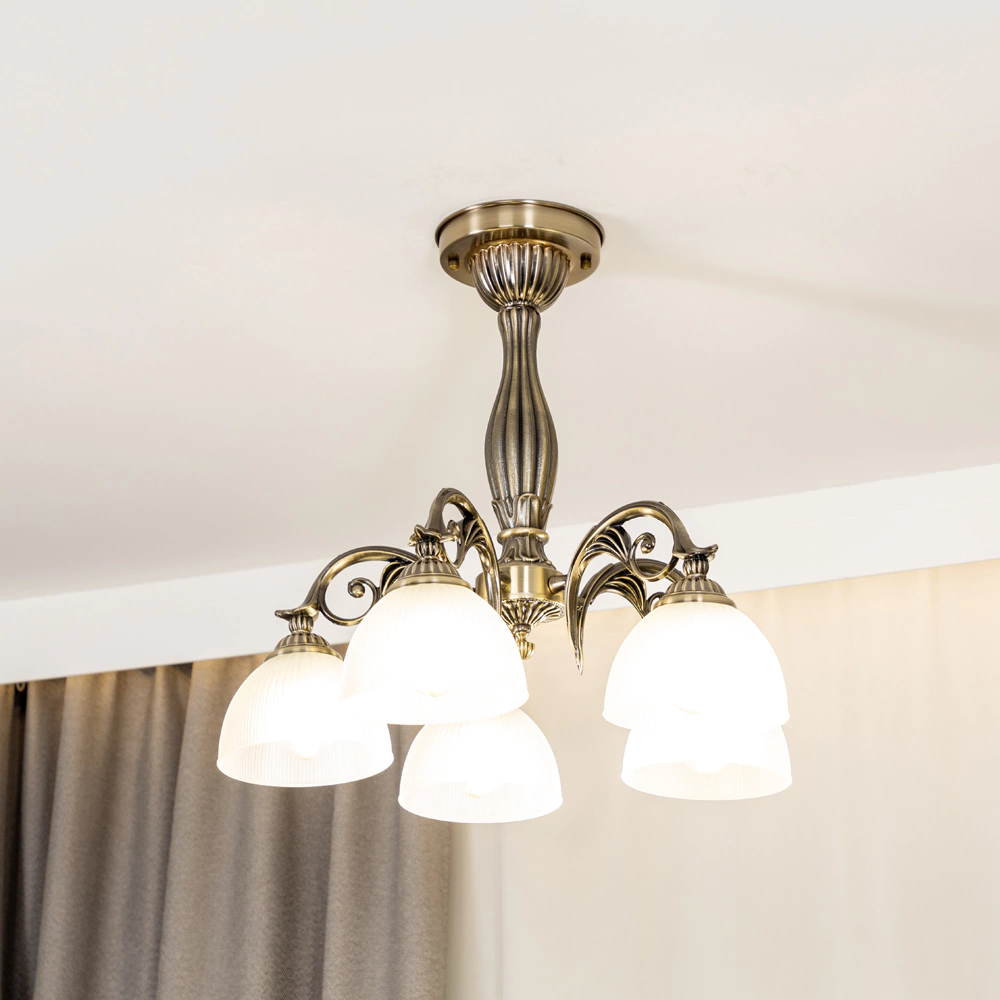 Люстра потолочная NEODECO Брешиа 5х60 Вт Е27 античный белый