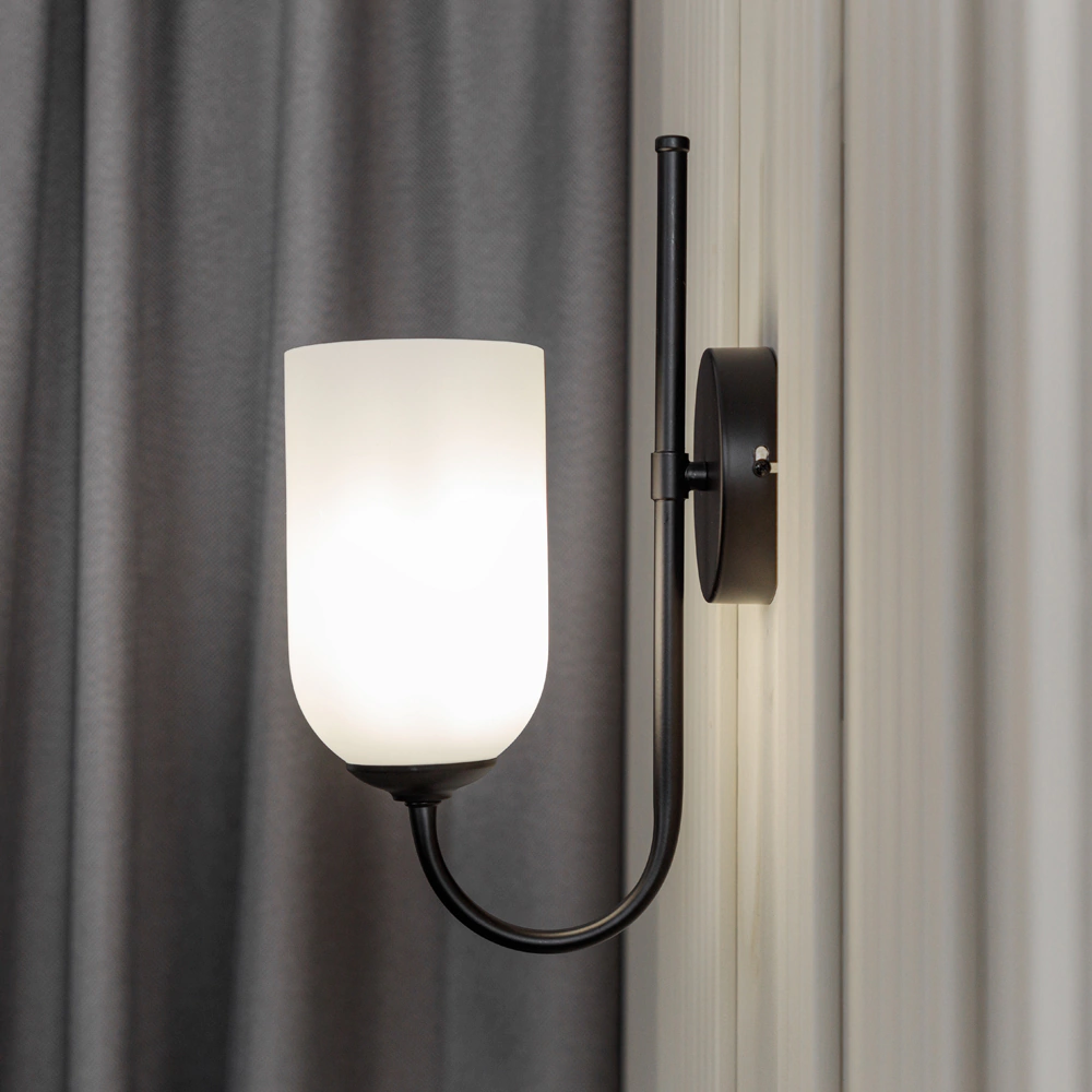 Бра NEODECO Опал 1х60 Вт Е27