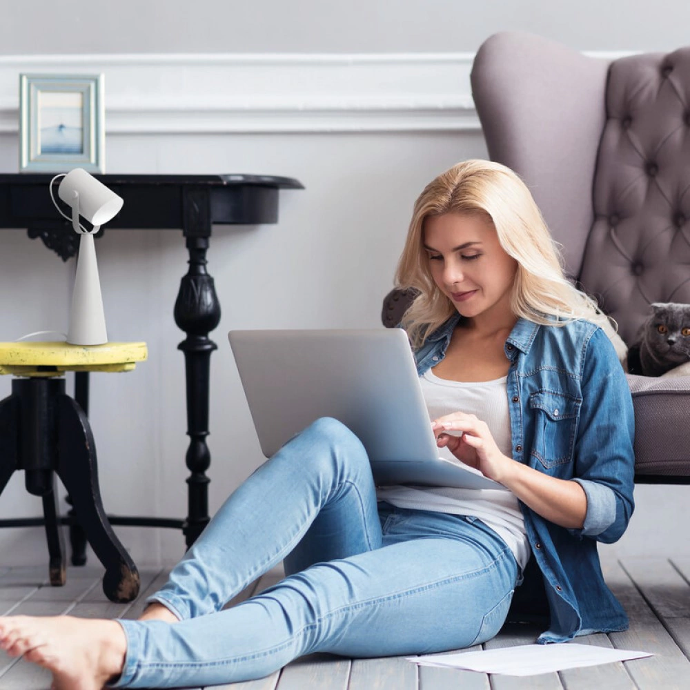 Светильник настольный Kanlux Ларата 1х5 Вт Е27 белый