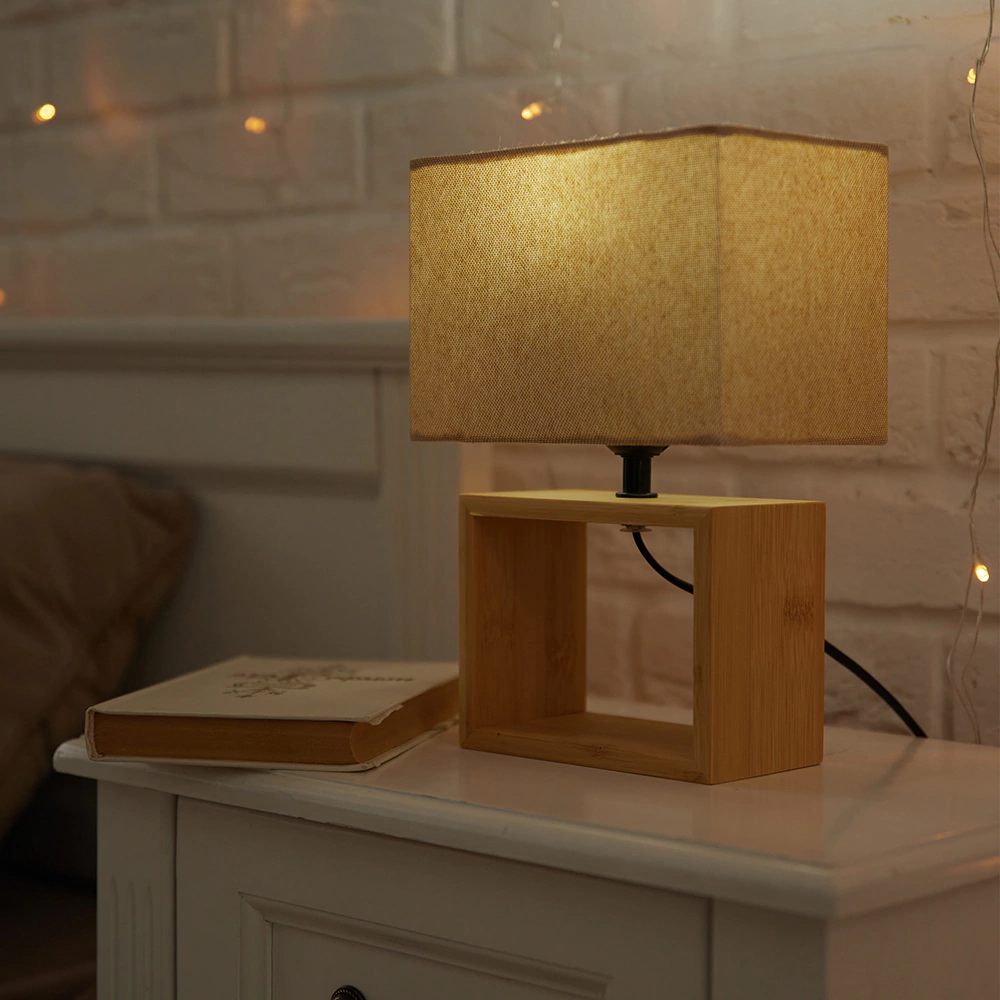 Светильник настольный 1х40 Вт Е27 Uniel Лима