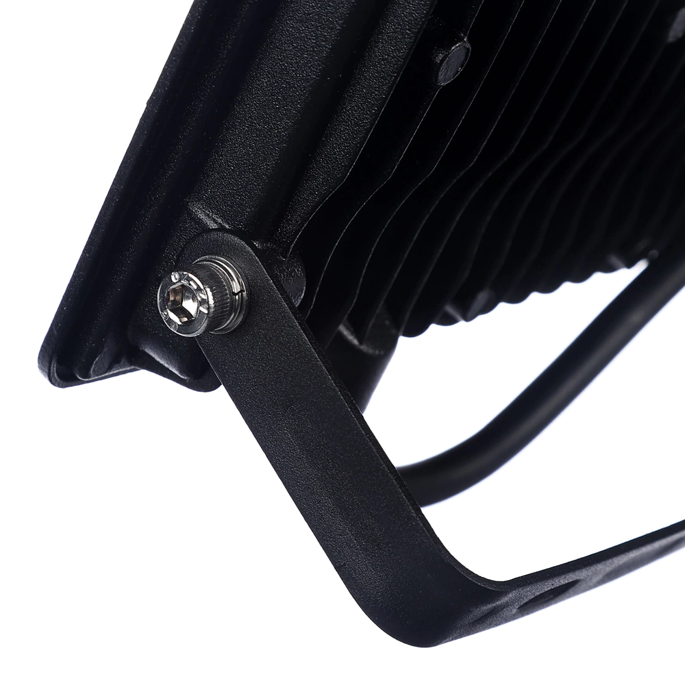 Прожектор светодиодный 50 Вт теплый 3000 K IP65 ЭРА