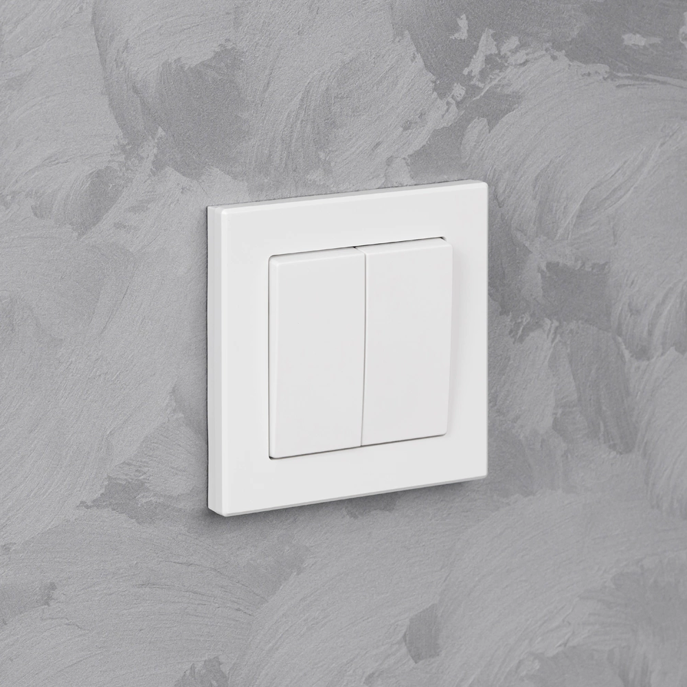 Выключатель двухклавишный EVERSON Кватро без рамки белый матовый