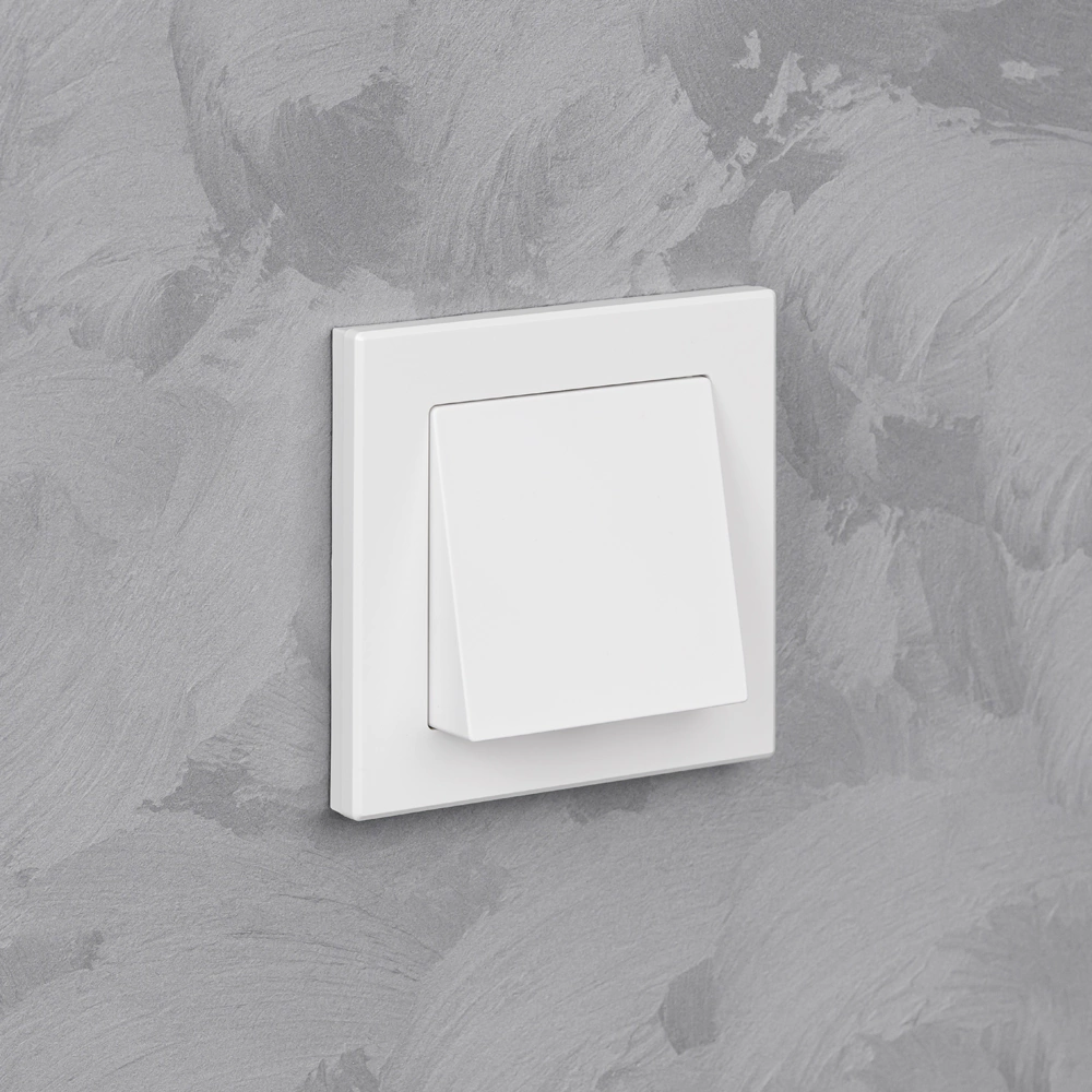 Вывод кабеля EVERSON Кватро без рамки белый матовый