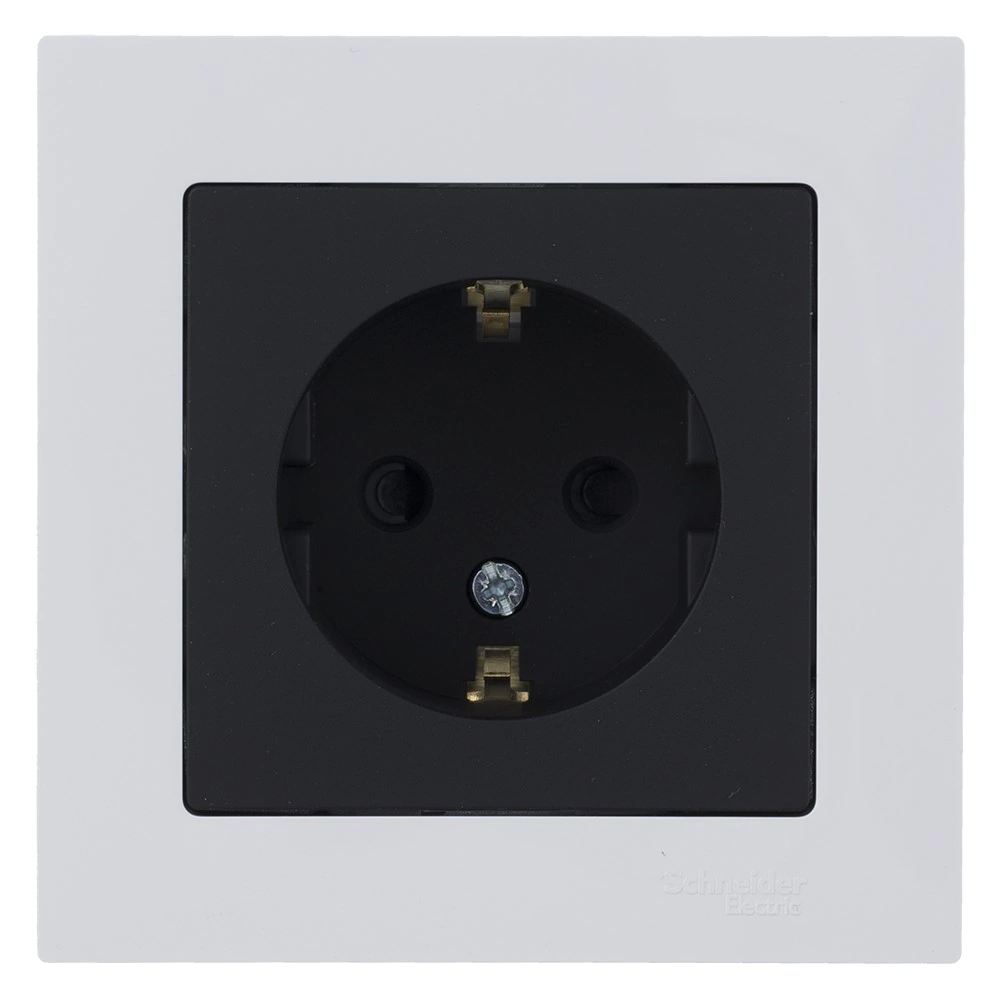 Розетка SE Атлас Дизайн с заземлением со шторками без рамки карбон