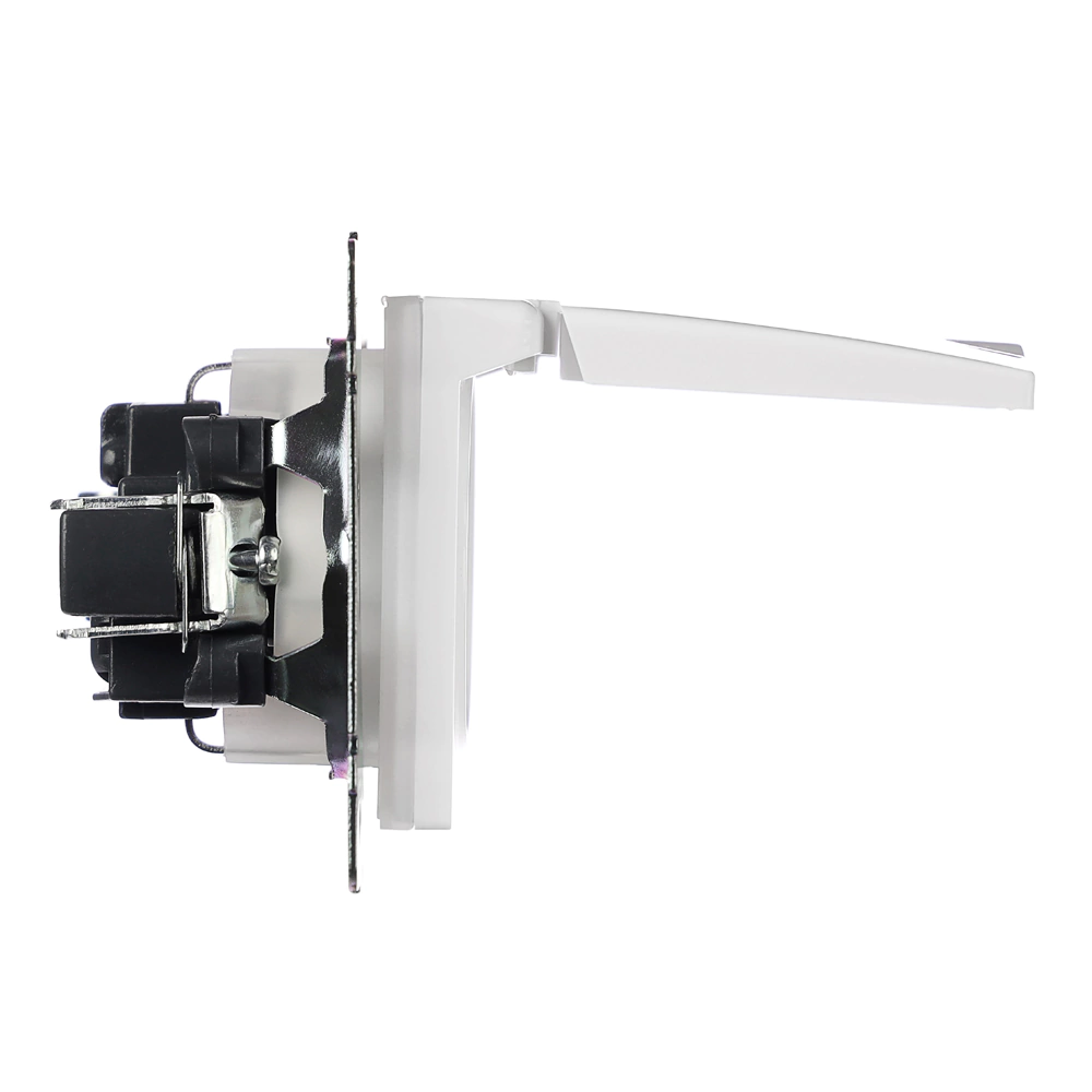 Розетка с крышкой ONVOLT/EVERSON Кватро с заземлением без рамки белая