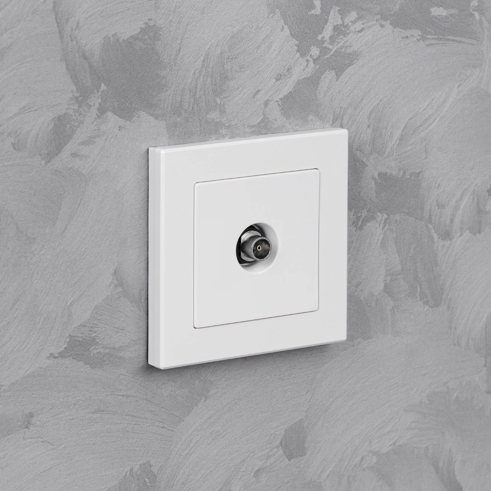 Розетка ТВ ONVOLT/EVERSON Кватро без рамки белая