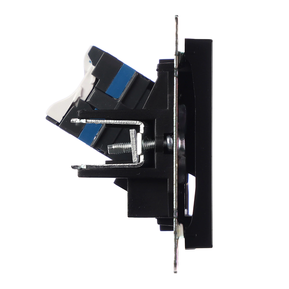 Розетка компьютерная RJ45 ONVOLT/EVERSON Кватро без рамки черная