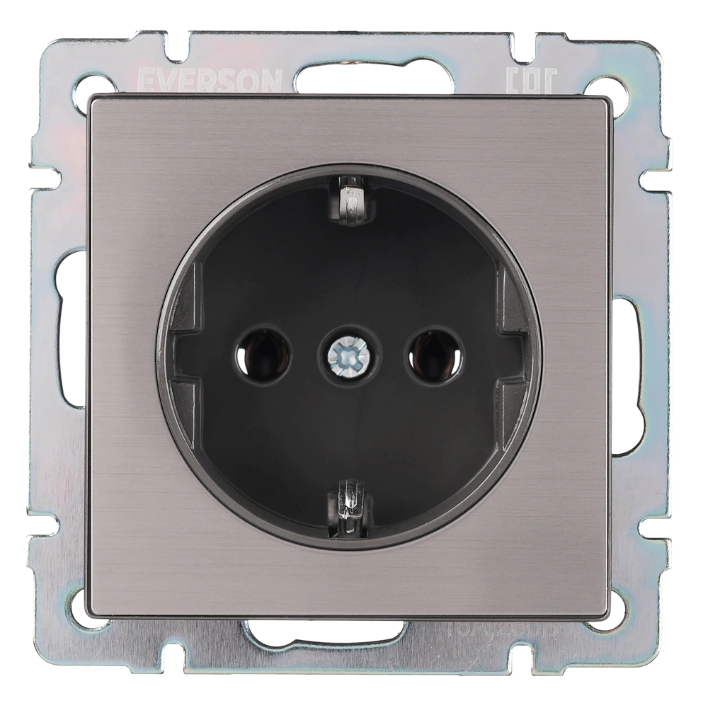 Розетка ONVOLT/EVERSON Кватро с заземлением без рамки никель