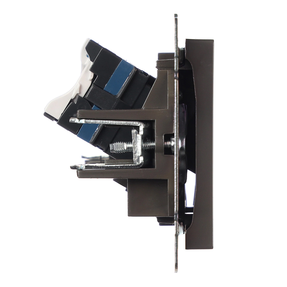 Розетка компьютерная RJ45 ONVOLT/EVERSON Кватро без рамки никель