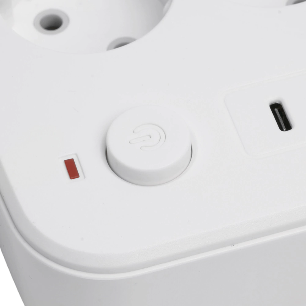 Удлинитель 3 м 3 гнезда с заземлением 2500 Вт + 4USB-A + 2USB-C 12 Вт STEKKER
