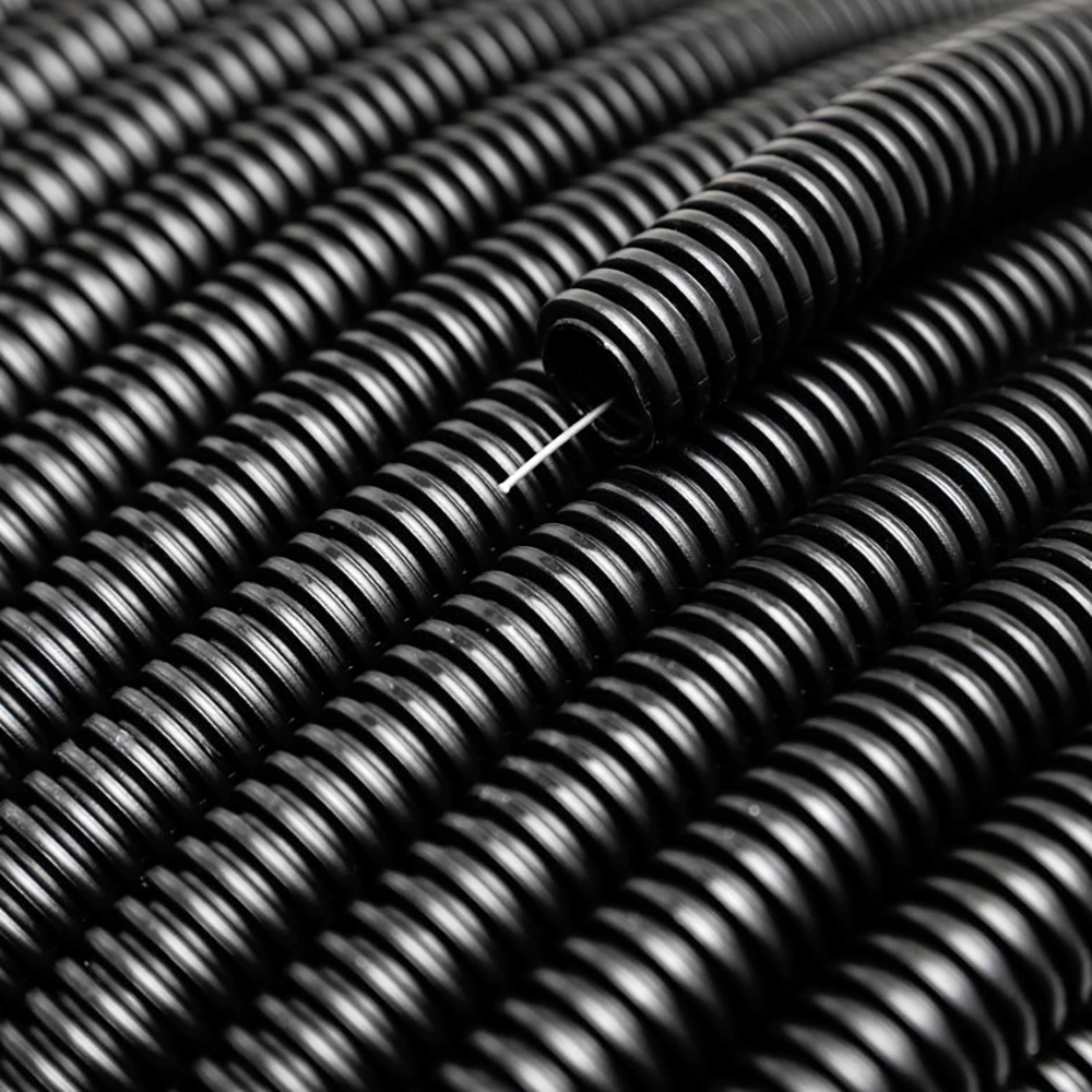 Труба гофрированная ПНД легкая с протяжкой d16 мм 100 м DYNEL