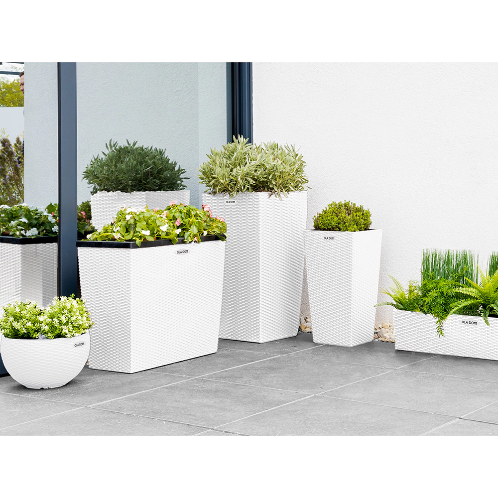 Уличный горшок пластиковый RATTAN OLA DOM белый 40х40х75 см 90 л со вставкой 31 л